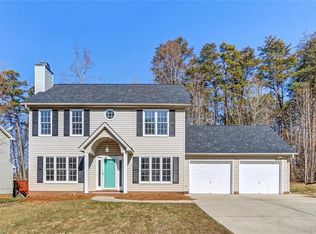 5504 Pebble Garden Ct, Greensboro, NC 27407