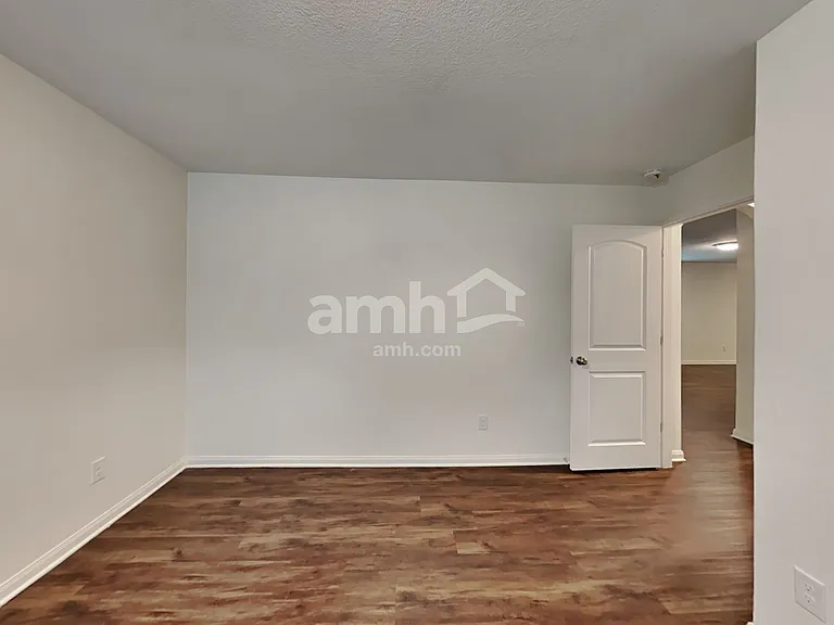 1564 Breanna Ln — Photo 14