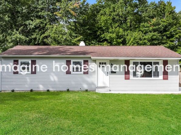 5896 Suwanee Dr