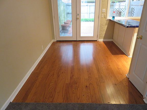 5th image of 1219 Chamberlain Dr