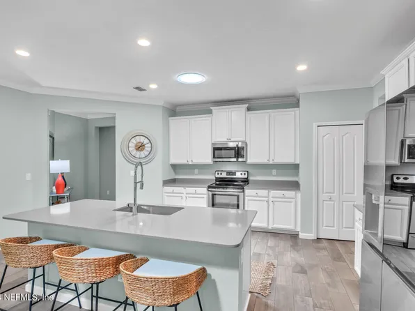 7038 LONGLEAF BRANCH Drive, Jacksonville, FL 32222