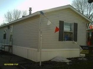 3318 Parkridge Rd, Waterloo, IA 50701