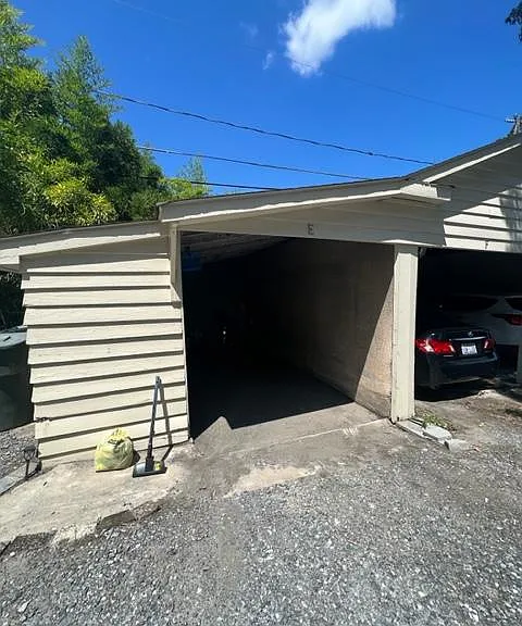 817 N Elm St #E — Photo 3