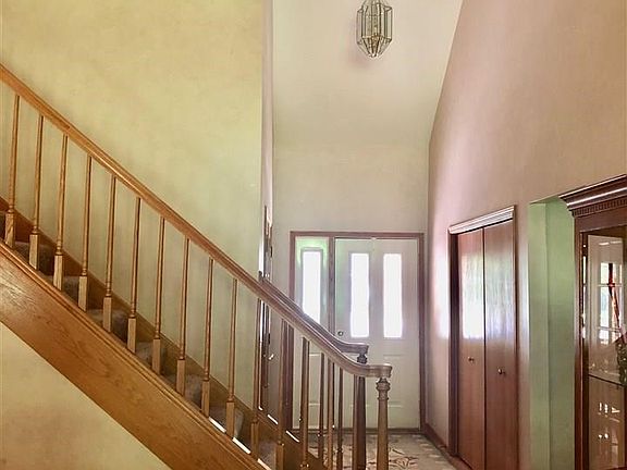 4th image of 8671 Winding Brook Cir