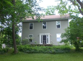 3 Oakham Rd, North Brookfield, MA 01535