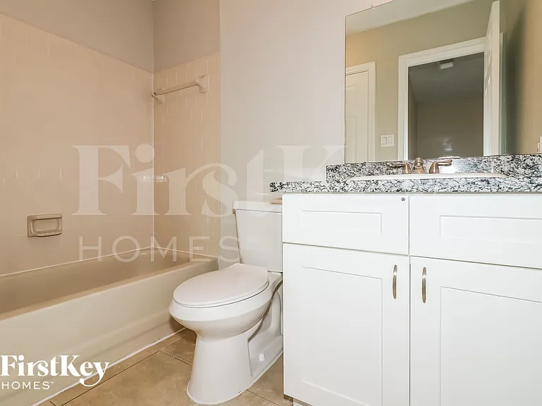 2106 Hazyknoll Ln — Photo 16