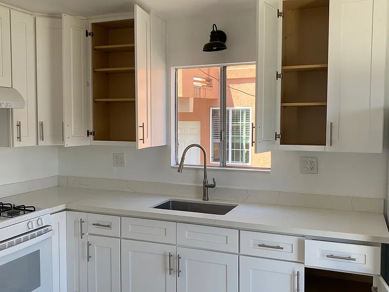 1426 Costa Ave — Photo 4