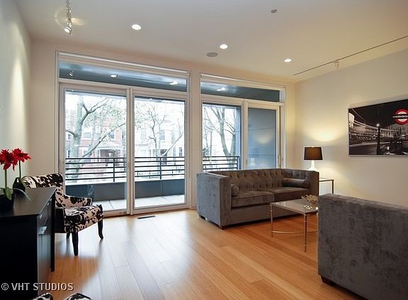 2nd image of 1510 W School St #1