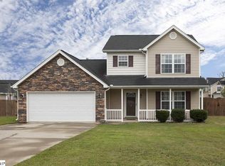 2 Heatherfield Dr, Simpsonville, SC 29680