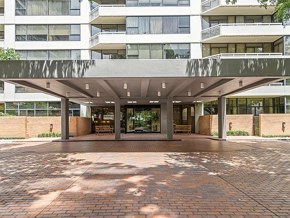 4th image of 14 Greenway Plz Unit 26O