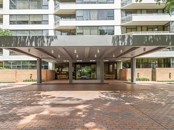 14 Greenway Plz Unit 26O, Houston, TX 77046