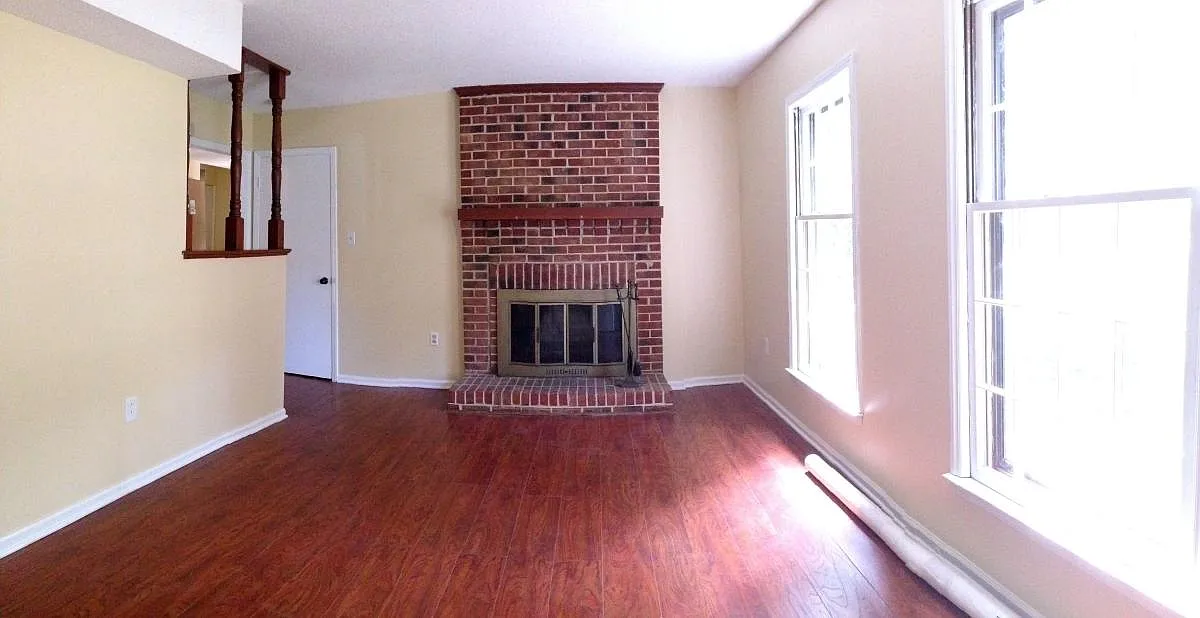Family room - 8213 Oakley Ln