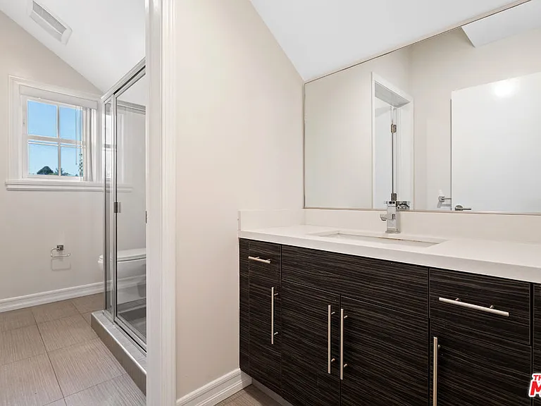 2317 Scarff St #B — Photo 22