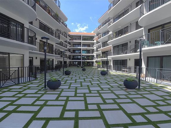 4th image of 2029 N Ocean Boulevard #209