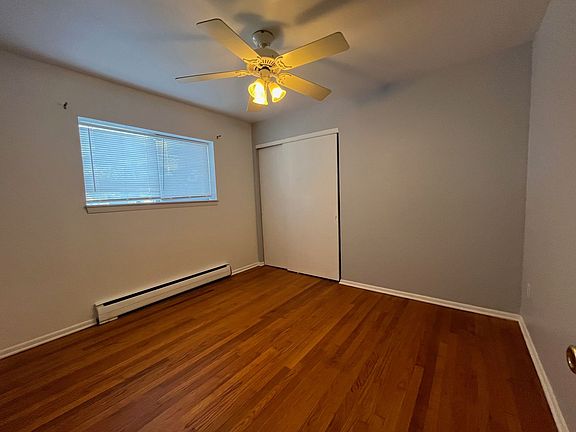 4th image of 1466 N Farwell Ave APT 3