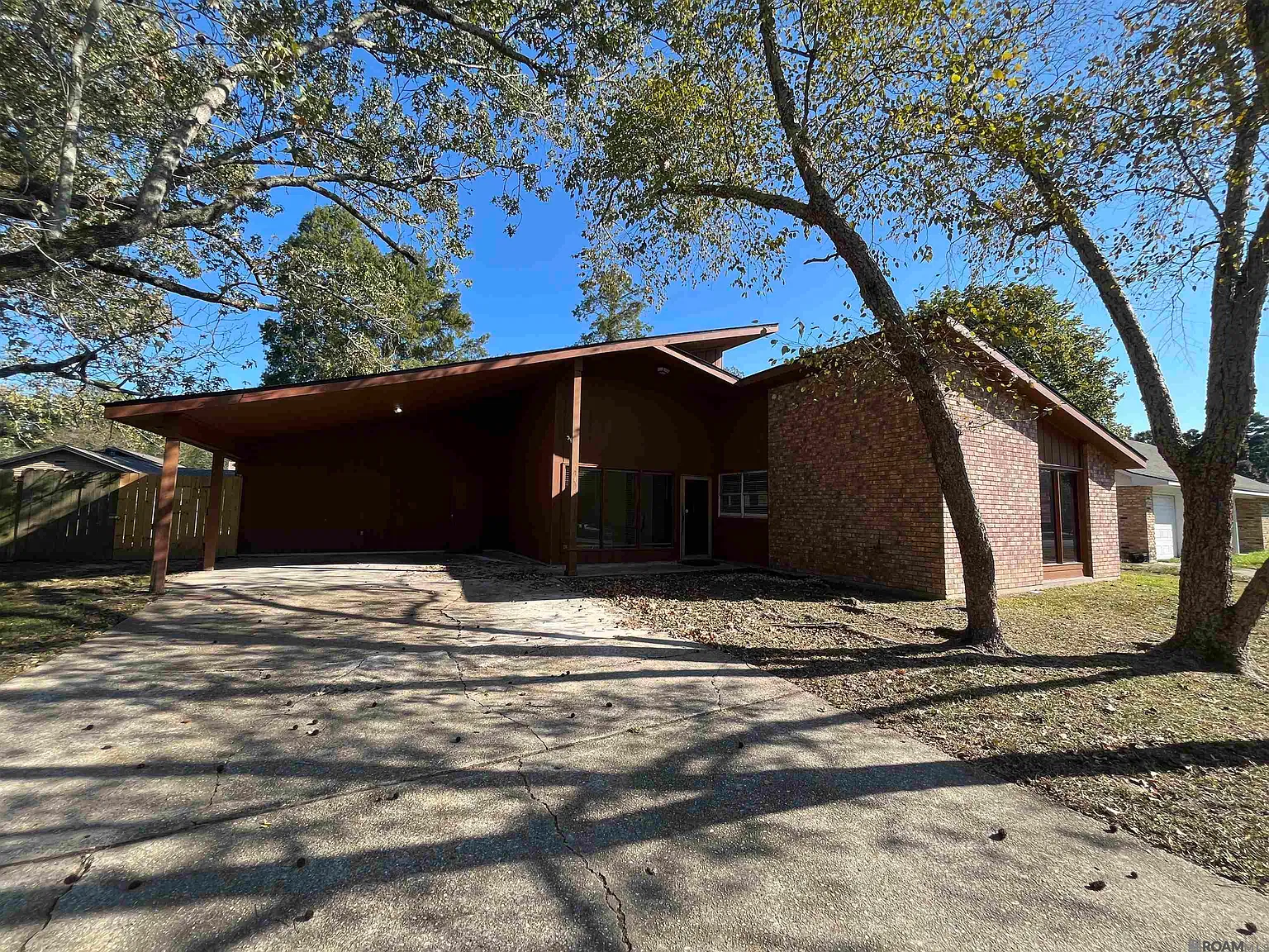 3 bed, 1353 sqft, $1,750 — Photo 1