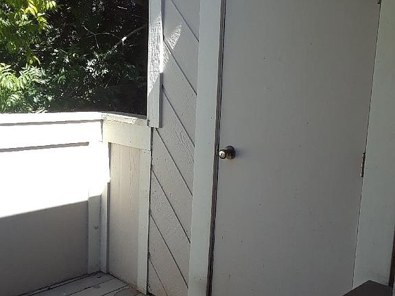 3rd image of 2304 Balme Dr