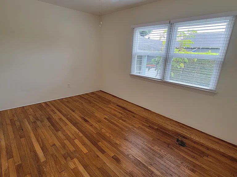 Bedroom #1