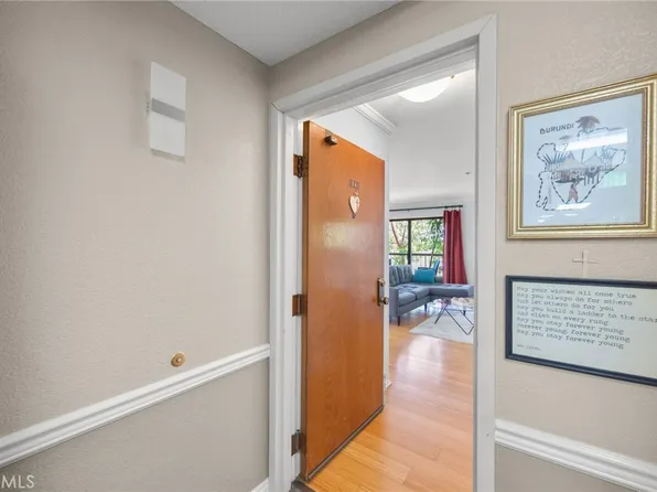 13650 Del Monte Dr #3-A, Seal Beach, CA 90740