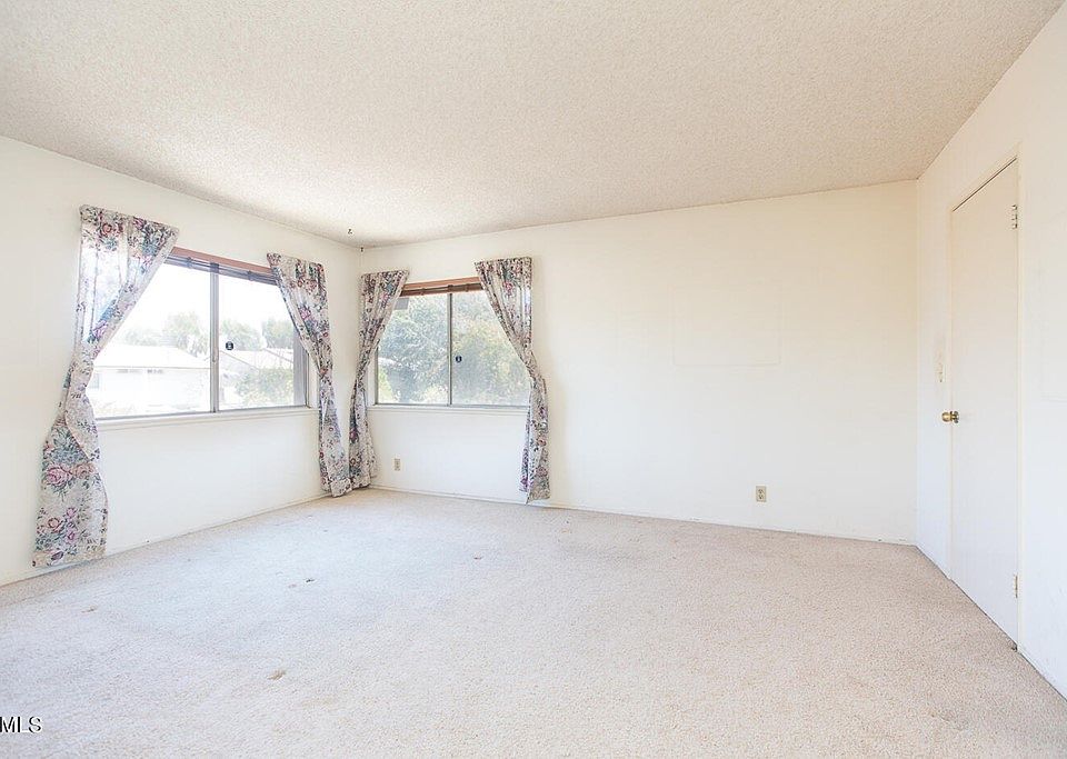 Four Condominiums 8321 Ave North Hills, CA Zillow