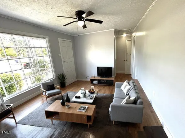 1025 E Caswell St, Kinston, NC 28501