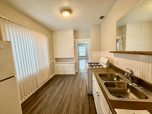 1013 Fremont Ave NW, 1013 Fremont Ave NW #2, Grand Rapids, MI 49504