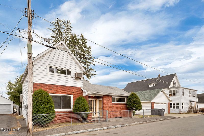 3rd image of 71 3rd Avenue