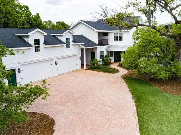 1113 Isobel Reserve Ln, Tampa, FL 33613