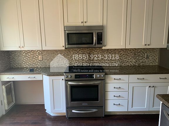 2nd image of 125 Bennett Ave