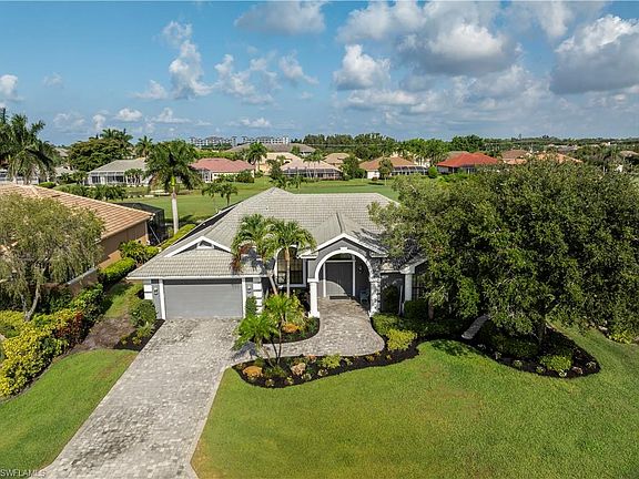 2nd image of 28502 Sombrero DR