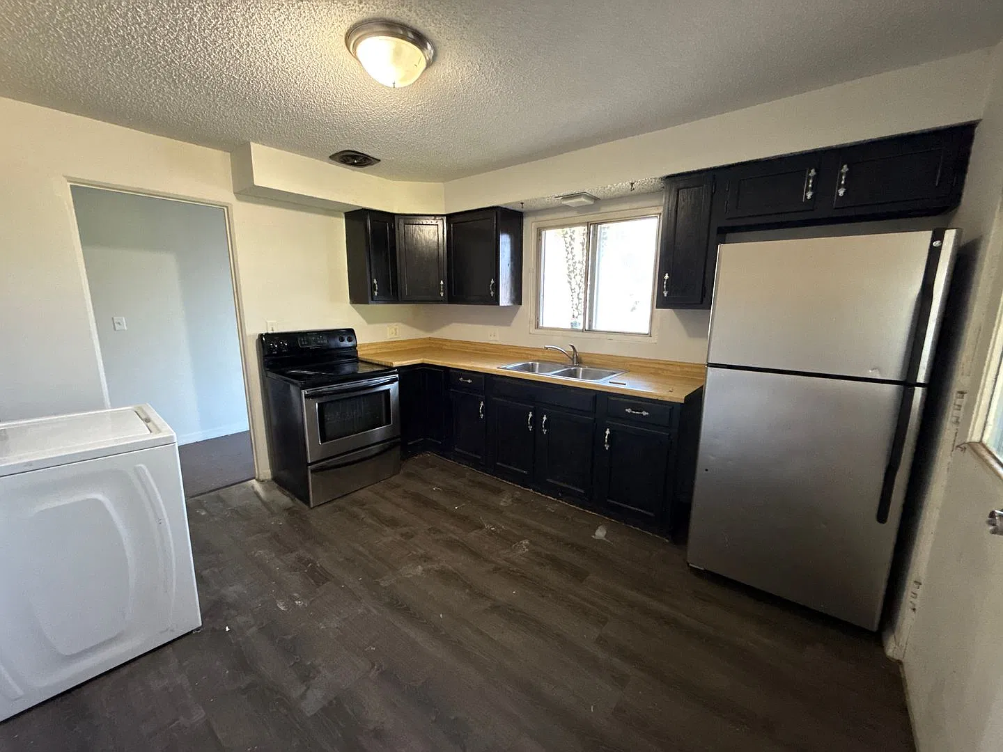 Cute 2 bedroom! — Photo 3