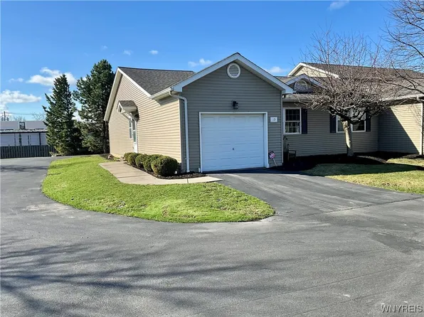 19 Union Cmn, Buffalo, NY 14221