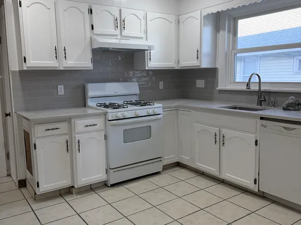 158 Reservoir Ave APT 2, Revere, MA 02151