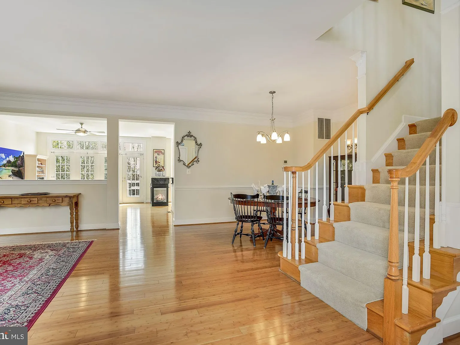 3 bed, 2.5 bath, 2623 sqft, $4,500 — Photo 4