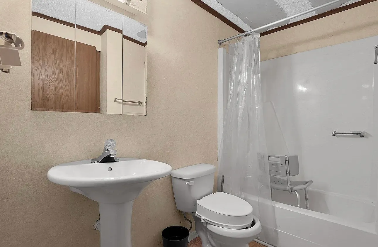 2 bed, 864 sqft, $1,200 — Photo 1