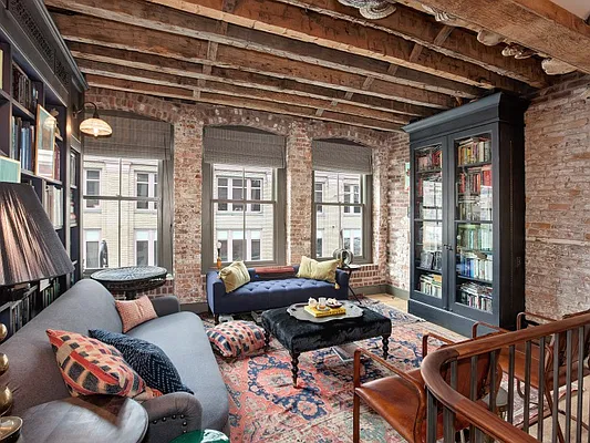 Sold by Sotheby's International Realty | media 8