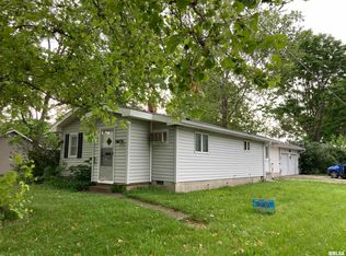 602 Oglesby Ave, Lincoln, IL 62656