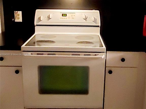 4th image of 10332 Sunrise Lakes Blvd APT 112