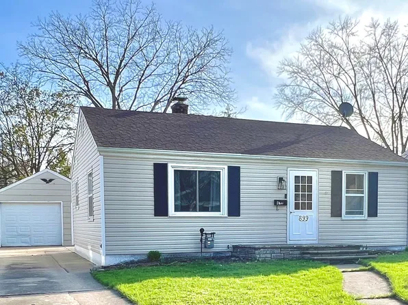 899 Waverly Pl, Green Bay, WI 54304