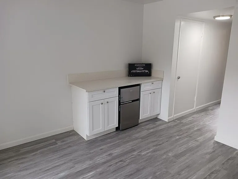 12207 Riverside Dr #102 — Photo 3