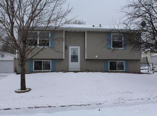 1926 50th St NW, Rochester, MN 55901