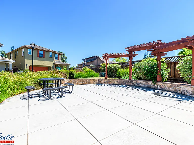 822 Tina Speciale Pl — Photo 21
