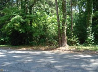 2870 Redwine Rd, East Pt, GA 30344