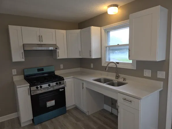 601 W Center St, North Liberty, IN 46554