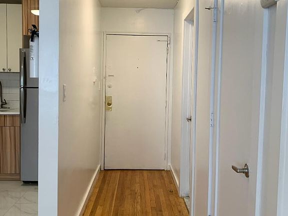 5th image of 590 Bergen Ave APT B8