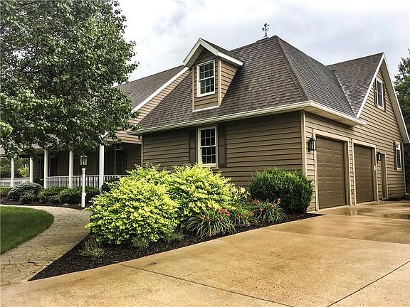 3rd image of 176 Kathline Ct