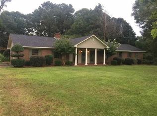 920 New Hope Rd, Magee, MS 39111