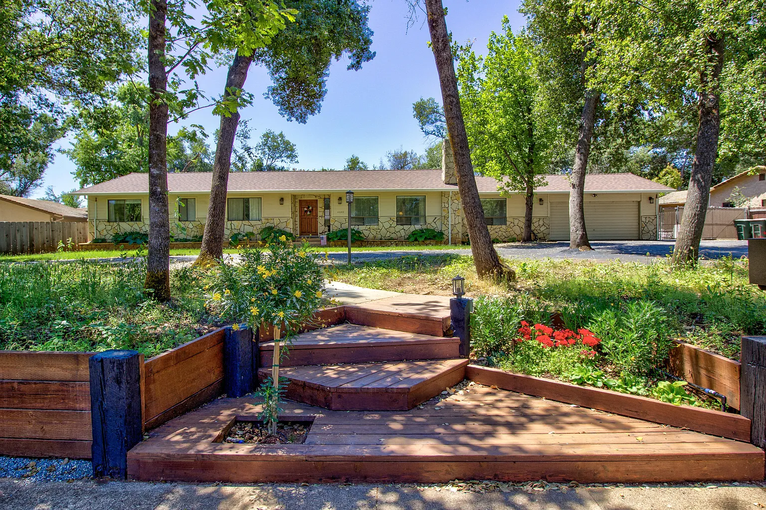 4640 Alta Saga Dr photo 1