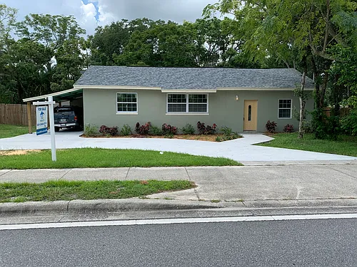 324 Seminola Blvd #B Photo 1