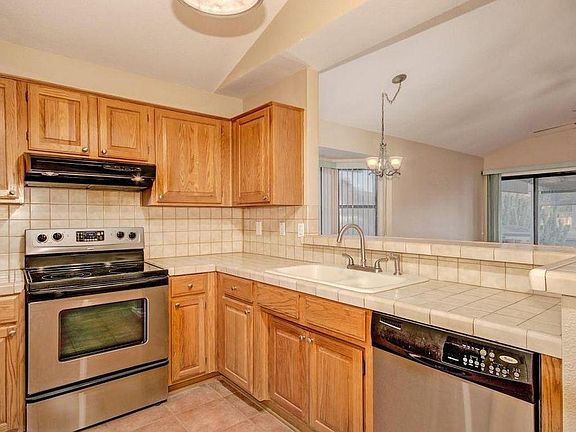 5th image of 18920 N 68th Ave